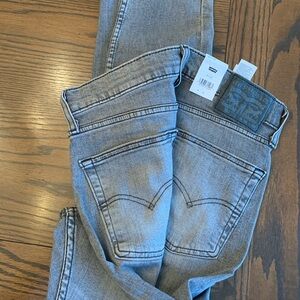 Levi's Men's Skinny Jeans in Light Gray